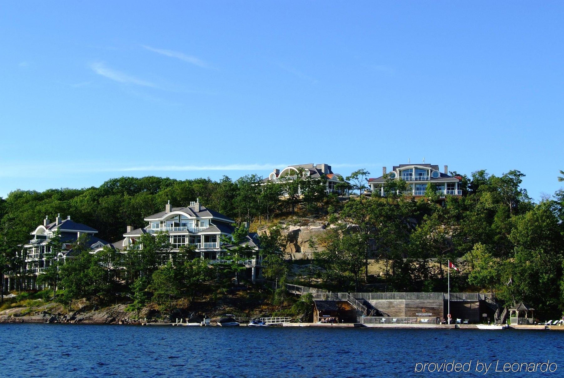 Touchstone Resort On Lake Muskoka Брейсбридж Экстерьер фото